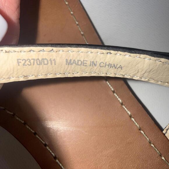 Coach Rue Black Patent Leather Flat Slingback Designer Thong Sandals 7.5 - Picture 4 of 14